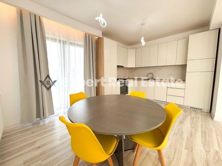 Vila NOUA-PRIMA INCHIRIERE-PET FRIENDLY-OTOPENI - Fotografie 4