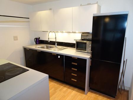 1 bedroom apartment to rent - Photo 2