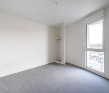 location Appartement T3 DE 65.65m² À MASSY - Photo 2