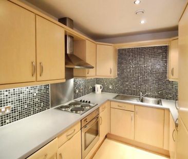 1 bedroom flat to rent - Photo 5