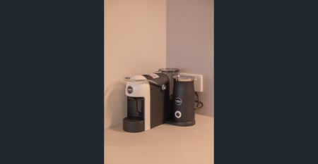 Modern dockside two-bedroom sanctuary offering refined comfort and world class urban amenities, with parking - $1,550/week fully furnished - Photo 2