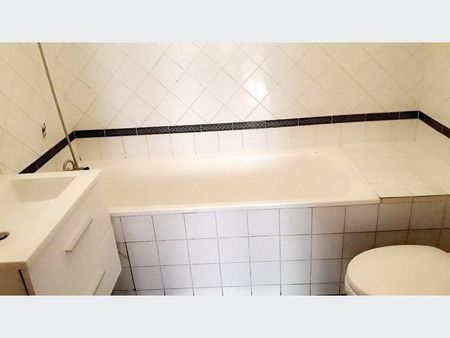 Appartement à Louer à LILLE 580 € - Photo 5