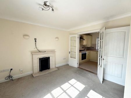 2 bedroom semi-detached house to rent - Photo 3