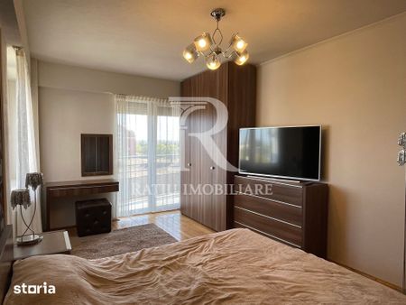 Apartament cu 3 camere | 2 Parcări Subterane | Nufărul | Oradea - Fotografie 2