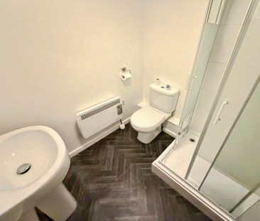 2 bedroom apartment to rent - Photo 6