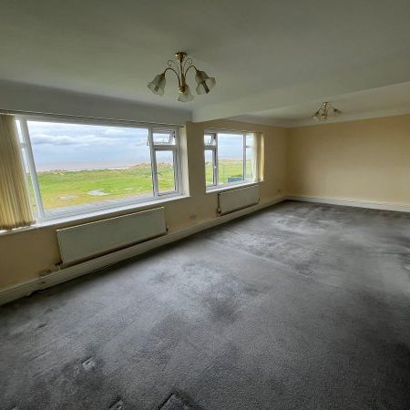 Weston Court, Burbo Bank Road South, ... - Photo 1