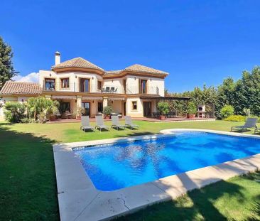 5 bedroom luxury Villa for rent in Benahavís, Spain - Photo 4