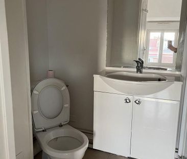 Location Appartement 1 pièce 20m² LA NEUVILLETTE 51100 - Photo 3