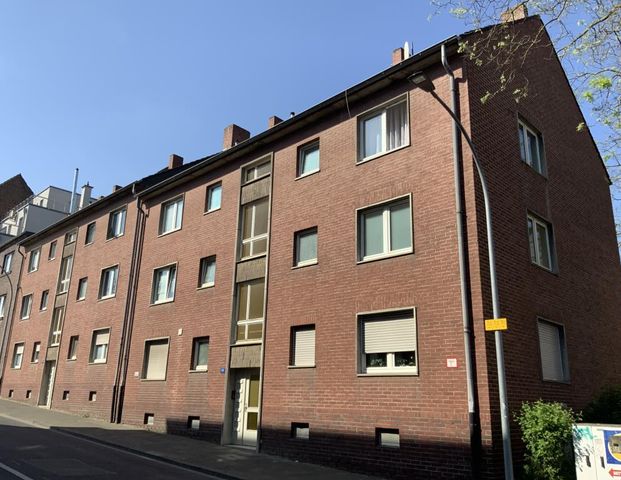Demnächst frei! 2-Zimmer-Wohnung mit Balkon in Mönchengladbach Schmölderpark - Photo 1