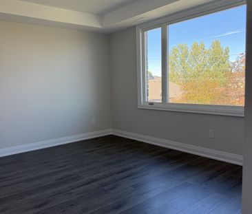 For Lease - 25 Oxford Street Unit# 2, Richmond Hill, Ontario - Photo 3
