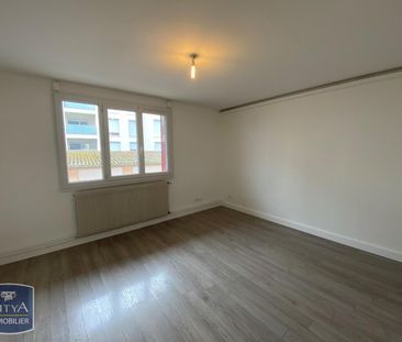 Location Appartement 4 pièces 64m² VILLEFRANCHE SUR SAONE 69400 - Photo 1