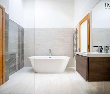 Farquhar Road, London, SE19 - Photo 1