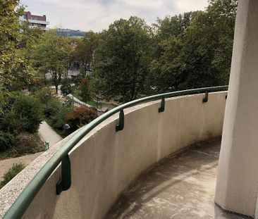 Location Appartement 3 pièces 85m² ST ETIENNE 42000 - Photo 4