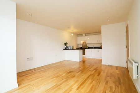 2 bedroom apartment to rent - Photo 2