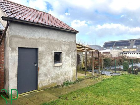 Knusse woning met 3 slaapkamers, terras en tuin op een rustige ligging in het centrum van Geel. - Photo 3