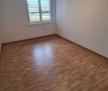 APPARTEMENT DE 5½ PIECES PROCHE DE TOUTES COMMODITES - Photo 5