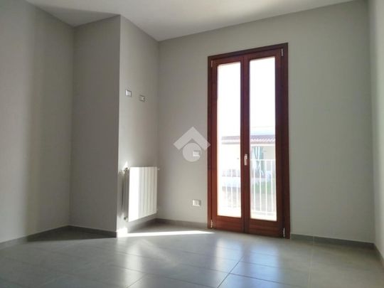 Porzione di bifamiliare in affitto - Photo 1