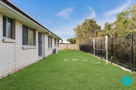 10 Shanks Court, Bundamba QLD 4304 - House For Rent - $600 | Domain - Photo 5