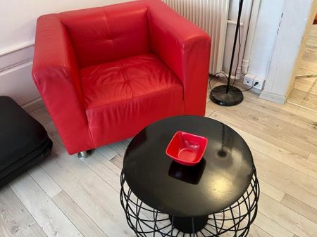 1er étage, grand loft 44 m2 meublé - Photo 2