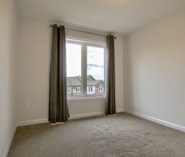 For Lease - 280 Elsie Macgill Walk, Kanata, Ontario - Photo 5