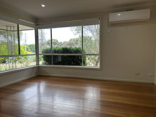 FANTASTIC LOCATION - Photo 1