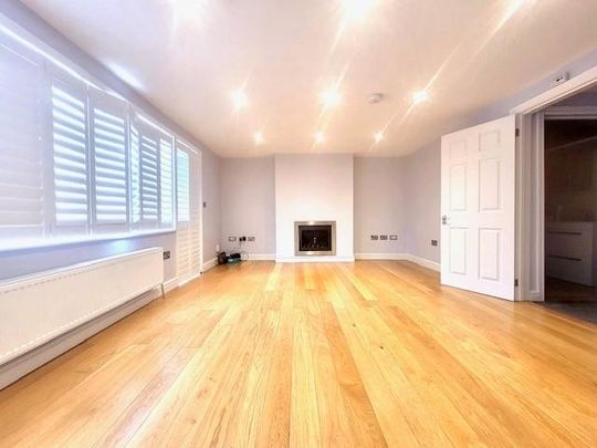 2 bedroom maisonette to rent - Photo 1