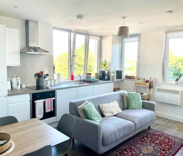 1 Bed Flat, Manchester, M16 - Photo 4