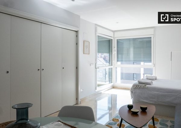 Calle Sodio, Madrid, Community of Madrid 28045