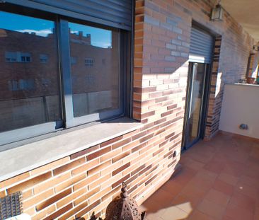 Piso de alquiler en Calle Gómez Tejedor, Norte - Photo 1