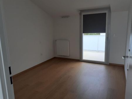 Location Appartement 4 pièces 95m² ST VINCENT DE TYROSSE 40230 - Photo 4