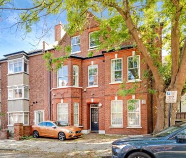 3 Bedroom Flat To Let - Photo 3