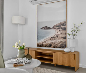 Perfect Family Home - Photo 2