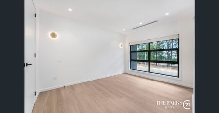 Brand New Family Brick Home ! - Photo 4