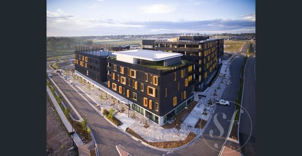 Sophisticated Family Home with Inground Swimming Pool - Photo 1