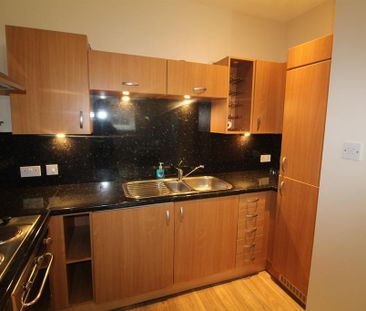 1 bedroom apartment to rent - Photo 4