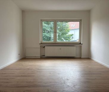 Renovierte 3- Zimmerwohnung nähe der Hamelner Innenstadt - Photo 1