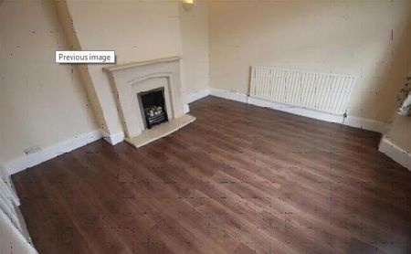 4 bedroom detached house to rent - Photo 2