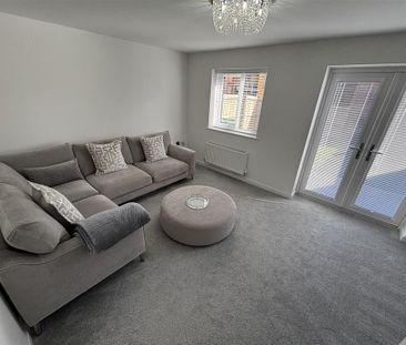 3 bedroom property to rent - Photo 3