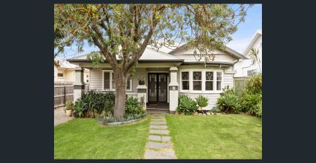 Three Bedroom Home in a Great Location - Photo 4