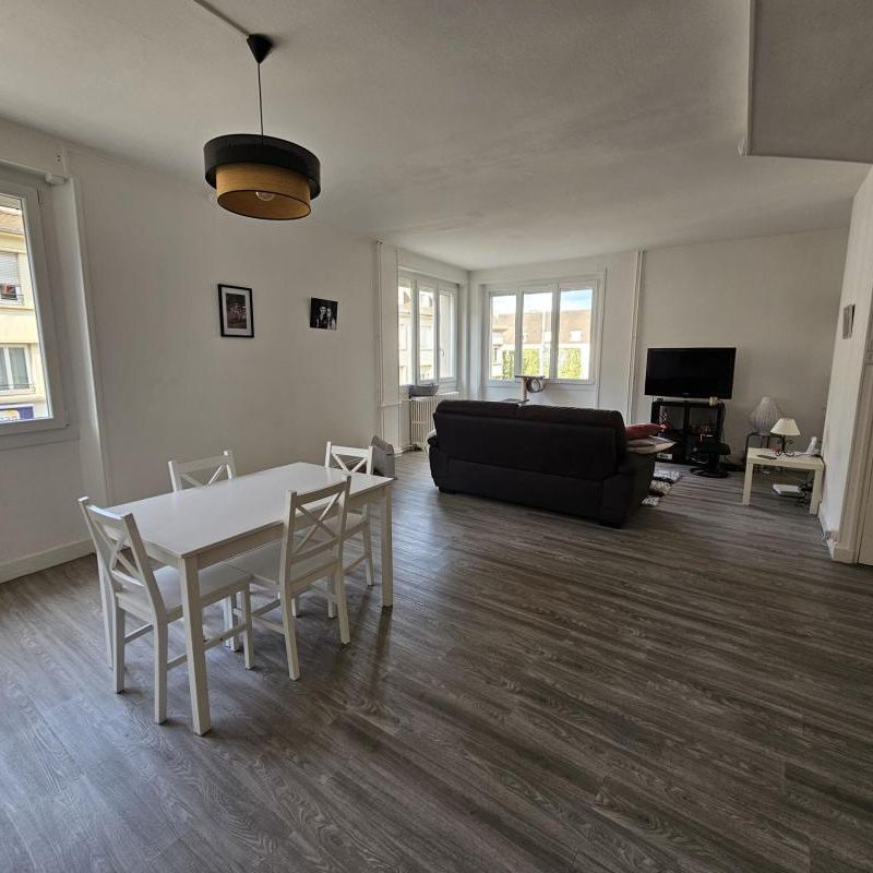 Location Appartement 3 pièces 108m² LE CREUSOT 71200 - Photo 1