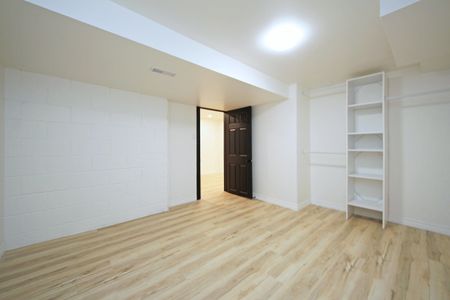 For Lease - 46 Talbot Street Unit# Basement Apt., Guelph, Ontario - Photo 4