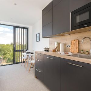 Studio to rent - Photo 3