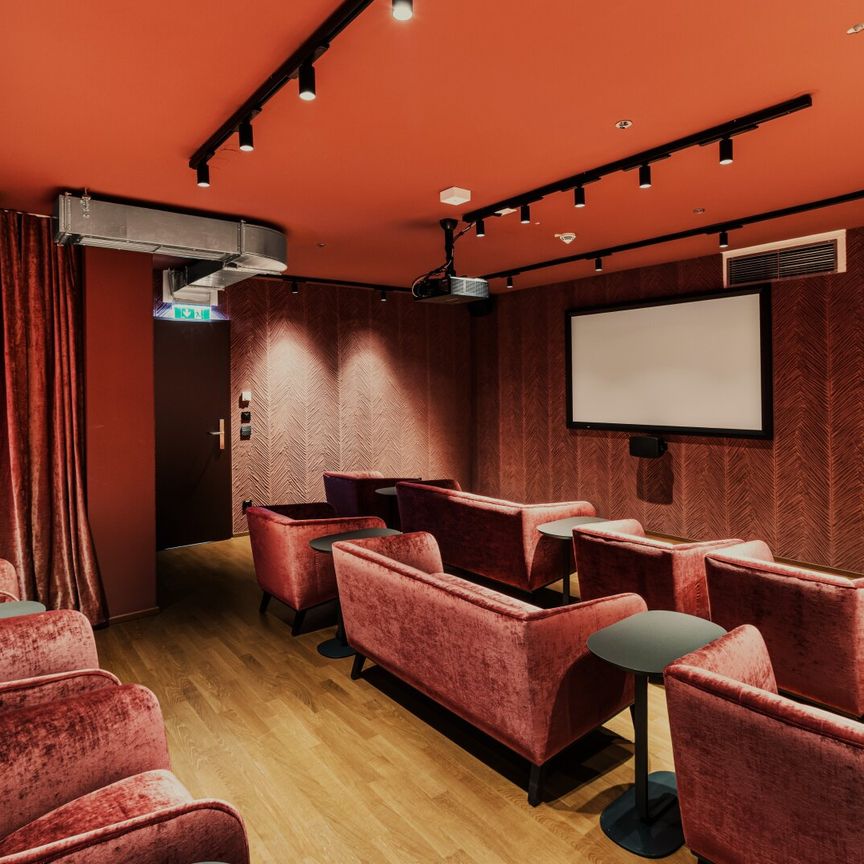 Vienna City Flair & Nature Combined: Living at Nordwestbahnhof - Photo 1