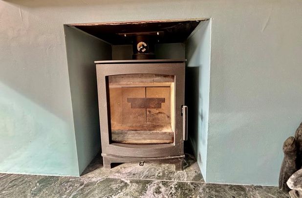 3 bedroom terraced house to rent - Photo 1