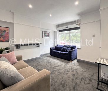 4 Bedroom Mid Terraced House for rent in Park View Road - Photo 1