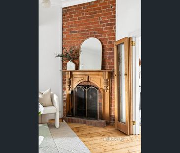 PERIOD CHARM MEETS LIFESTYLE CONVENIENCE - Photo 1