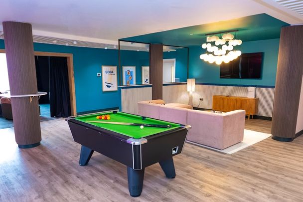 Gold Ensuite - Photo 1