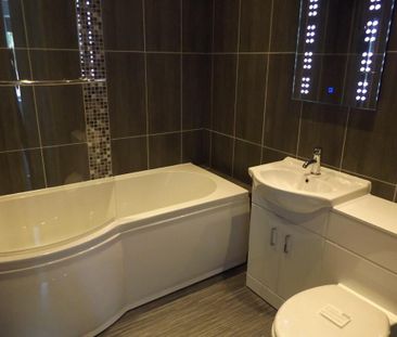 2 bedroom apartment to rent - Photo 4