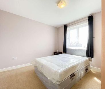 Amazon Court, Admirals Way, Gravesend, Kent, DA12 - Photo 5