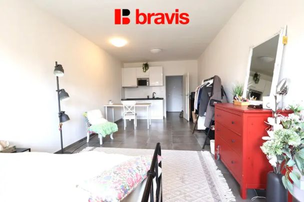 Pronájem bytu 1+kk, Brno - Královo Pole, ul. Poděbradova, částečně zařízený, parkování - Photo 1